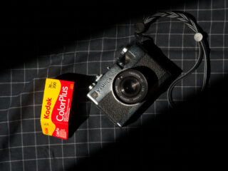 กล้องฟิล์ม Yashica Electro35 MC เล็กสุดของตระกูล Yashica Electro35 ในราคา 1,000 บาท
