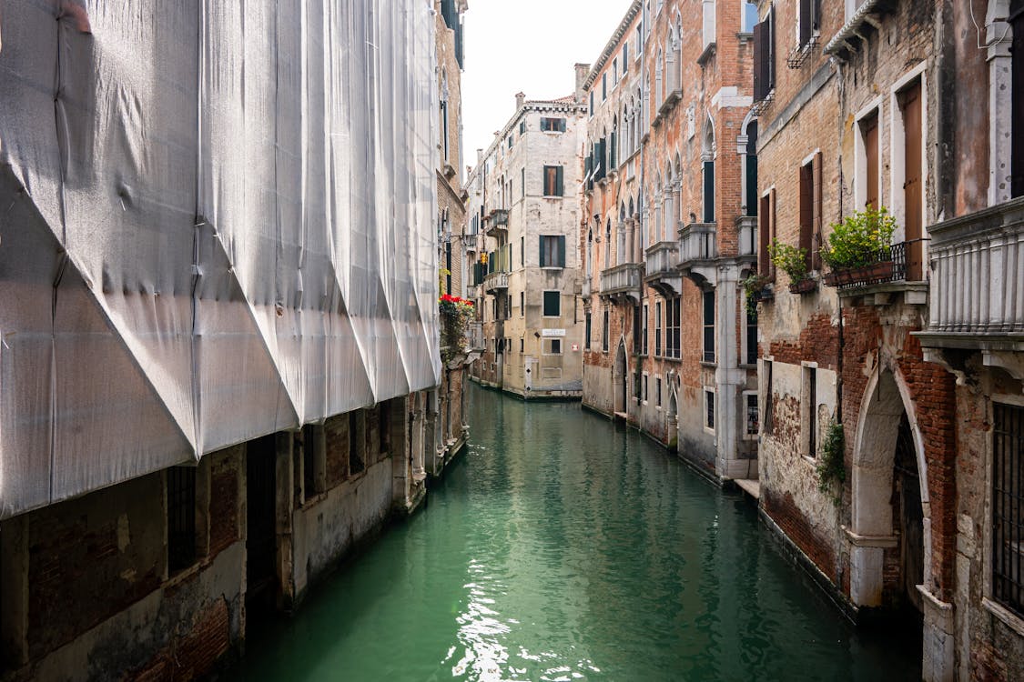 Venice canal architecture