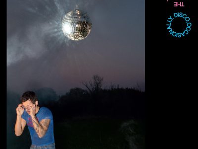 Harry Styles Kiss All The Time — ปกอัลบั้มออกแบบโดย Bráulio Amado