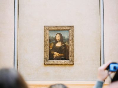 Mona Lisa ในพิพิธภัณฑ์ลูฟวร์ — ภาพวาดที่เป็นแรงบันดาลใจให้ Marine Serre